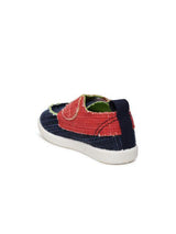 Dunsinky Navy & Red Casual Shoes